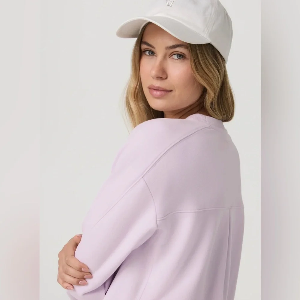 NWT Vuori Sedona Seams Crew Sweatshirt XS $108 Lilac Breeze SOLD OUT - Picture 6 of 9
